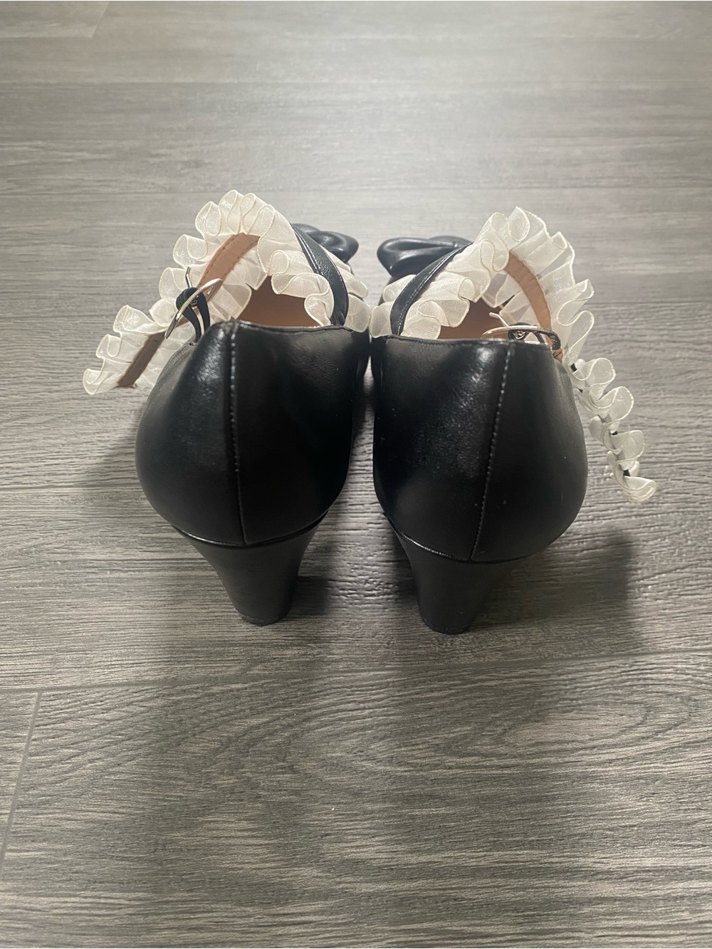 Lolita Oripalla black ruffle Mary Jane heels - Picture 4 of 6